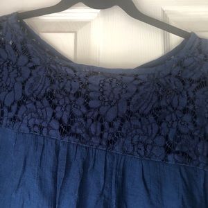 EUC blue top